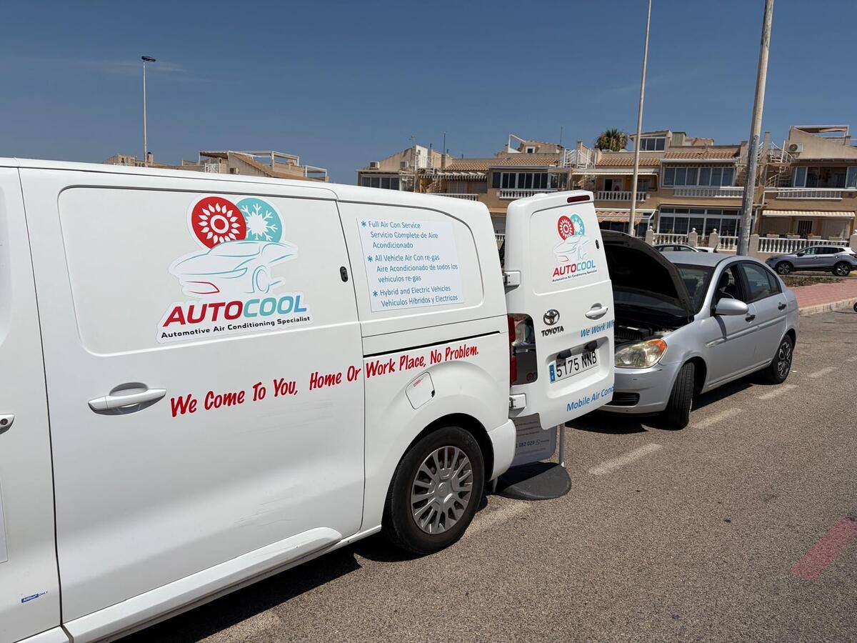 Autocool Aircon van at a customer's home for an onsite air conditioning service